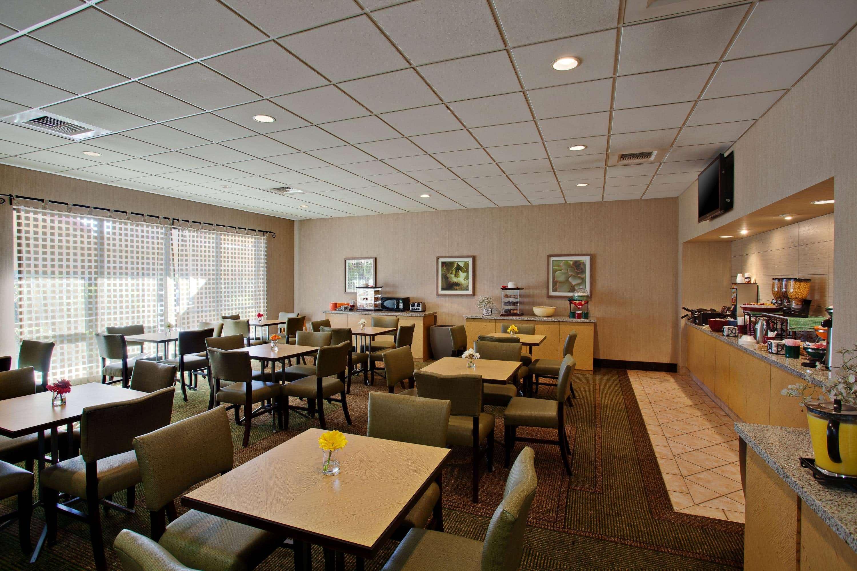 La Quinta Inn By Wyndham Phoenix North Restaurant foto